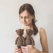 Кристина Цвикевич – автор книги «Уютные зверушки: 11 вязаных игрушек спицами и крючком»