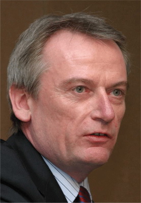 Крис Скиннер