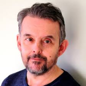 Питер Уокер