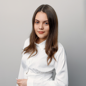 Анна Попова